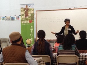 Trainer Gloria Viveros teaching in Aguascalientes